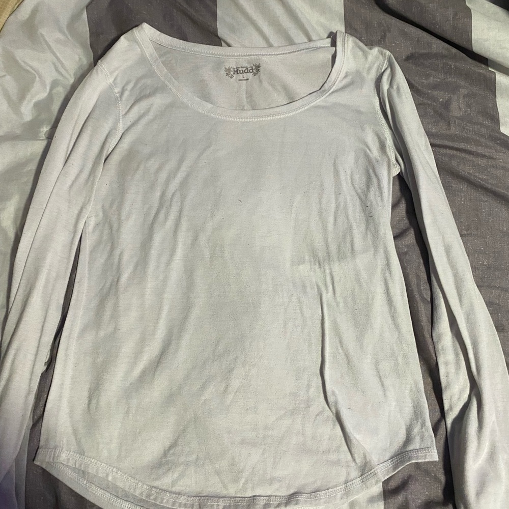 long sleeve white tshirt